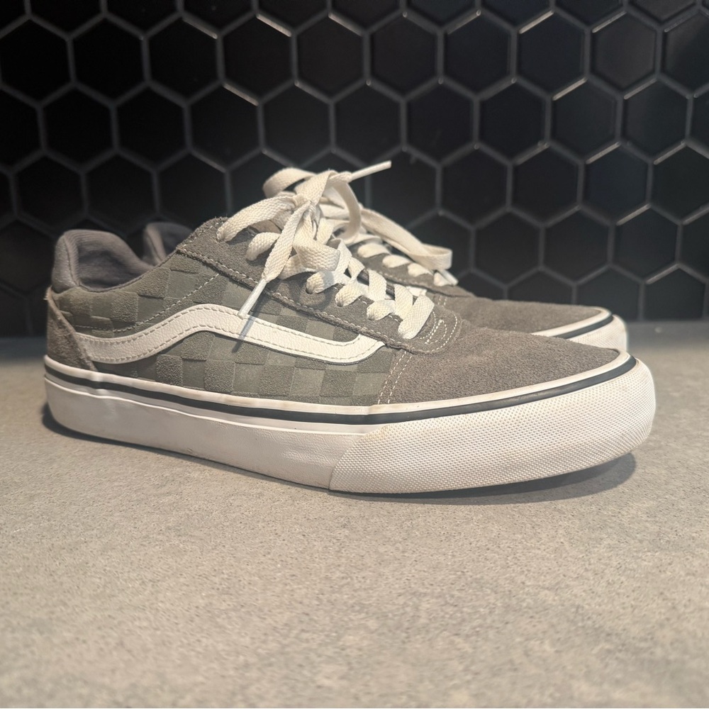 Deluxe comfort gray checkered old school vans low